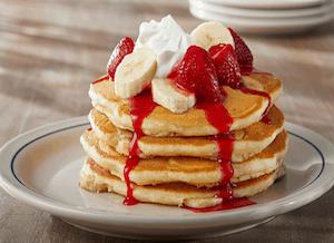 pancakes with strawberries and bananas